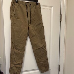 American Eagle Outfitters Men's khaki Joggers